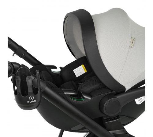 Автокресло Pituso Baesa Pro 0-13 кг для колясок Roan, Black-Beige Canopy