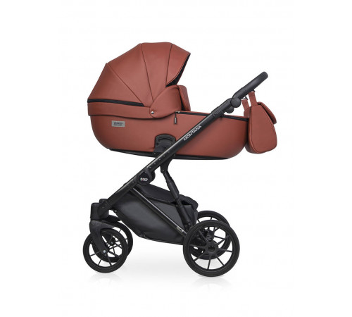 Коляска 3 в 1 Riko Basic Montana Ecco, 17 - Maroon (Красный) 
